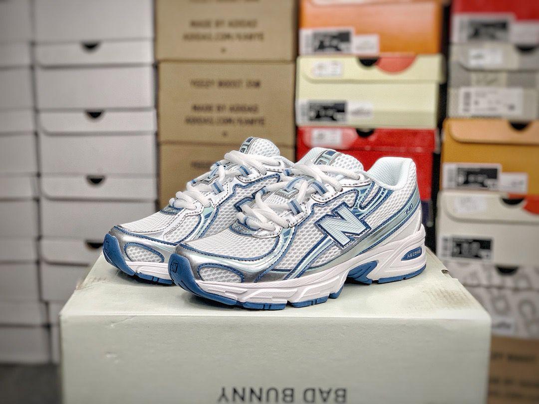 New Balance 740 - Ice Blue