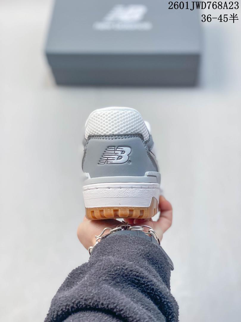 New Balance 550